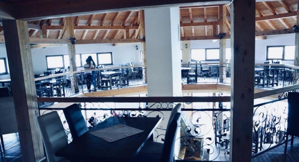 Omladinski Hotel Rostovo Bugojno Extérieur photo